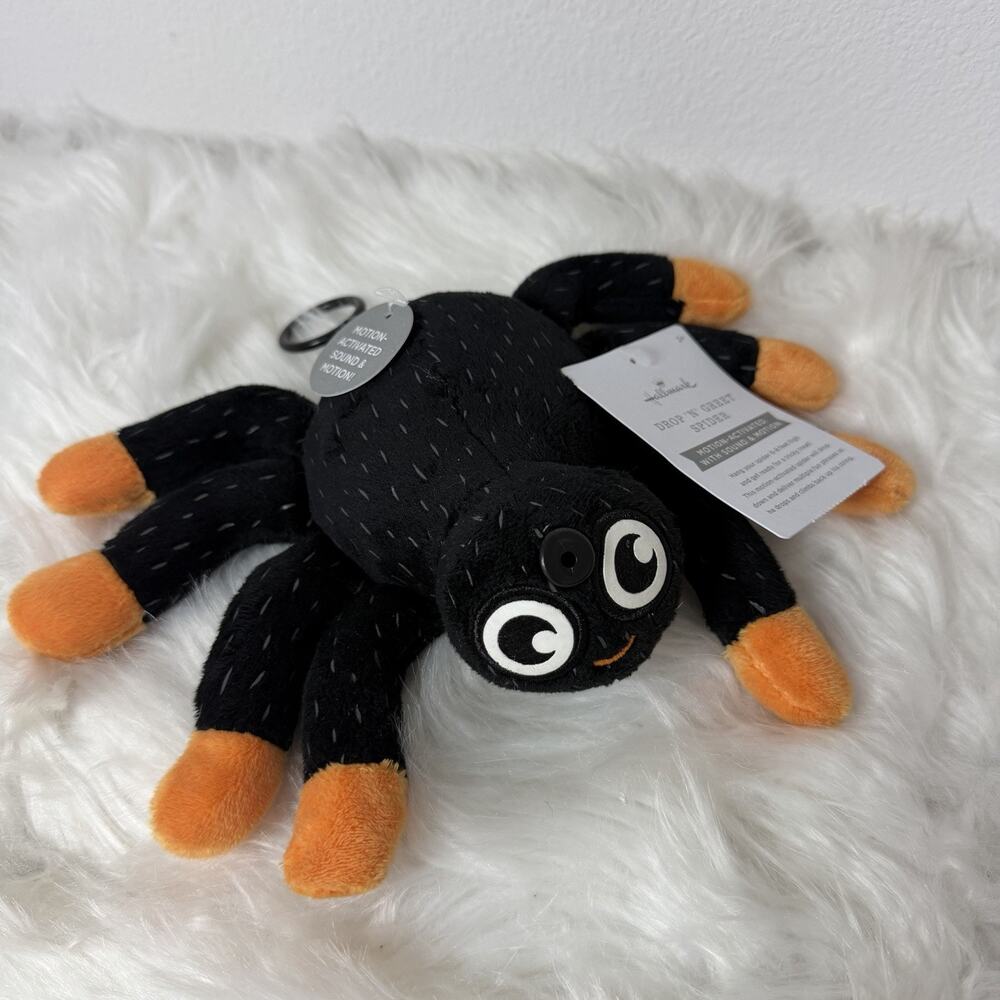 Hallmark Drop 'N' Greet Spider Motion Activated Halloween W/Tag